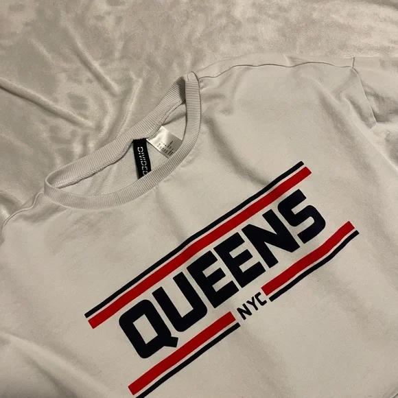 Crop top - Picture 1 of 2